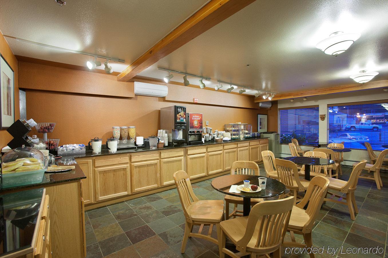 厄齐沃特贝斯特韦斯特plus酒店 西沃德 餐厅 照片